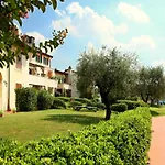 Apartmán Near Garda With Pool *