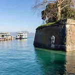 Near Garda With Pool Apartmán *