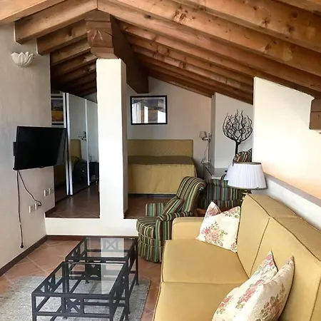 Apartmán Near Garda With Pool